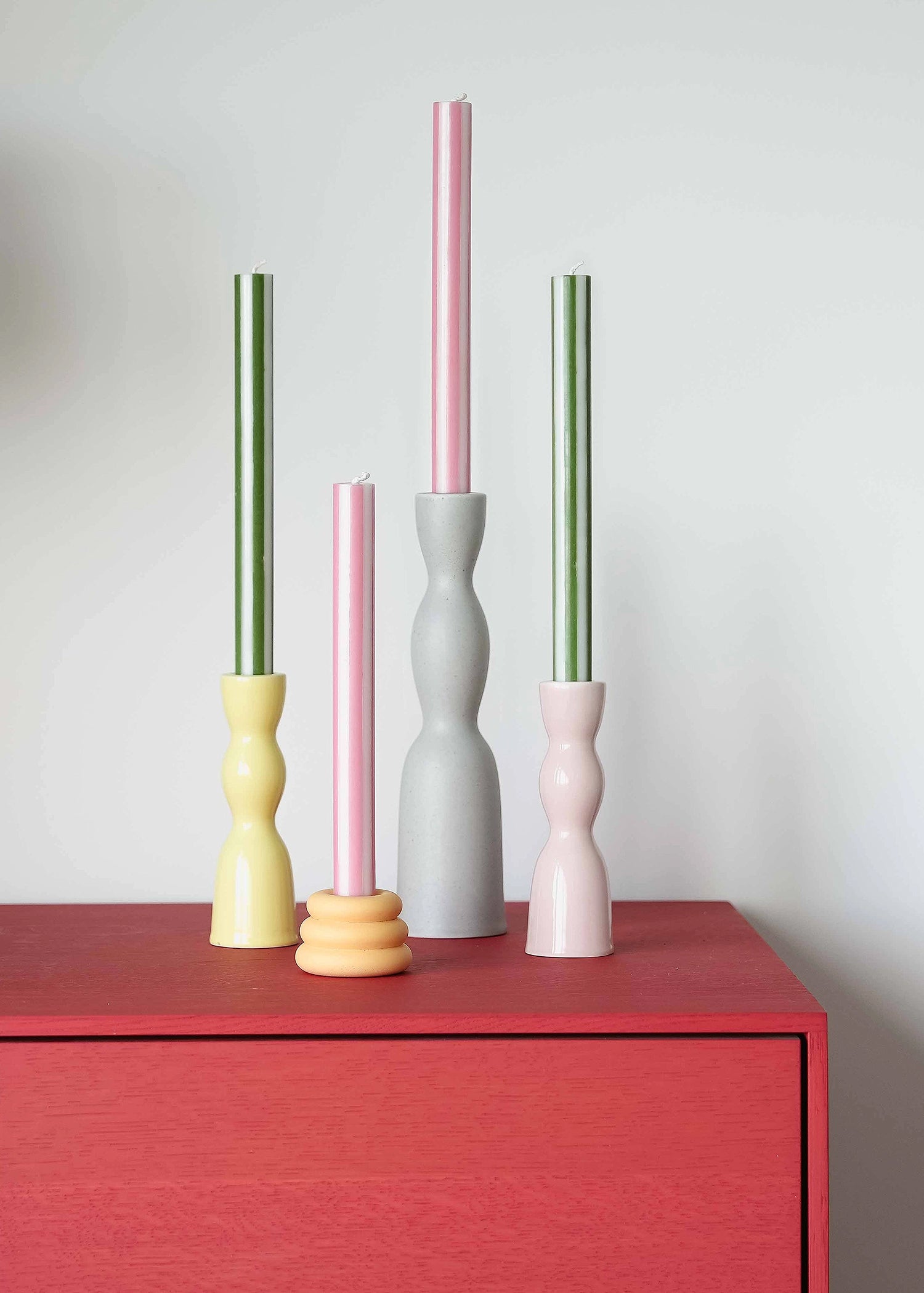 Gestreepte Diner Kaarsen | Perzik & Mos