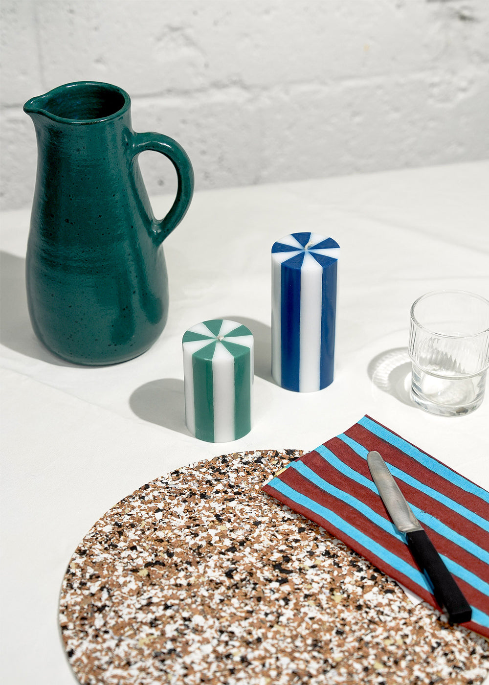 Gestreepte Pilaar Kaars | Denim Blauw & Wit